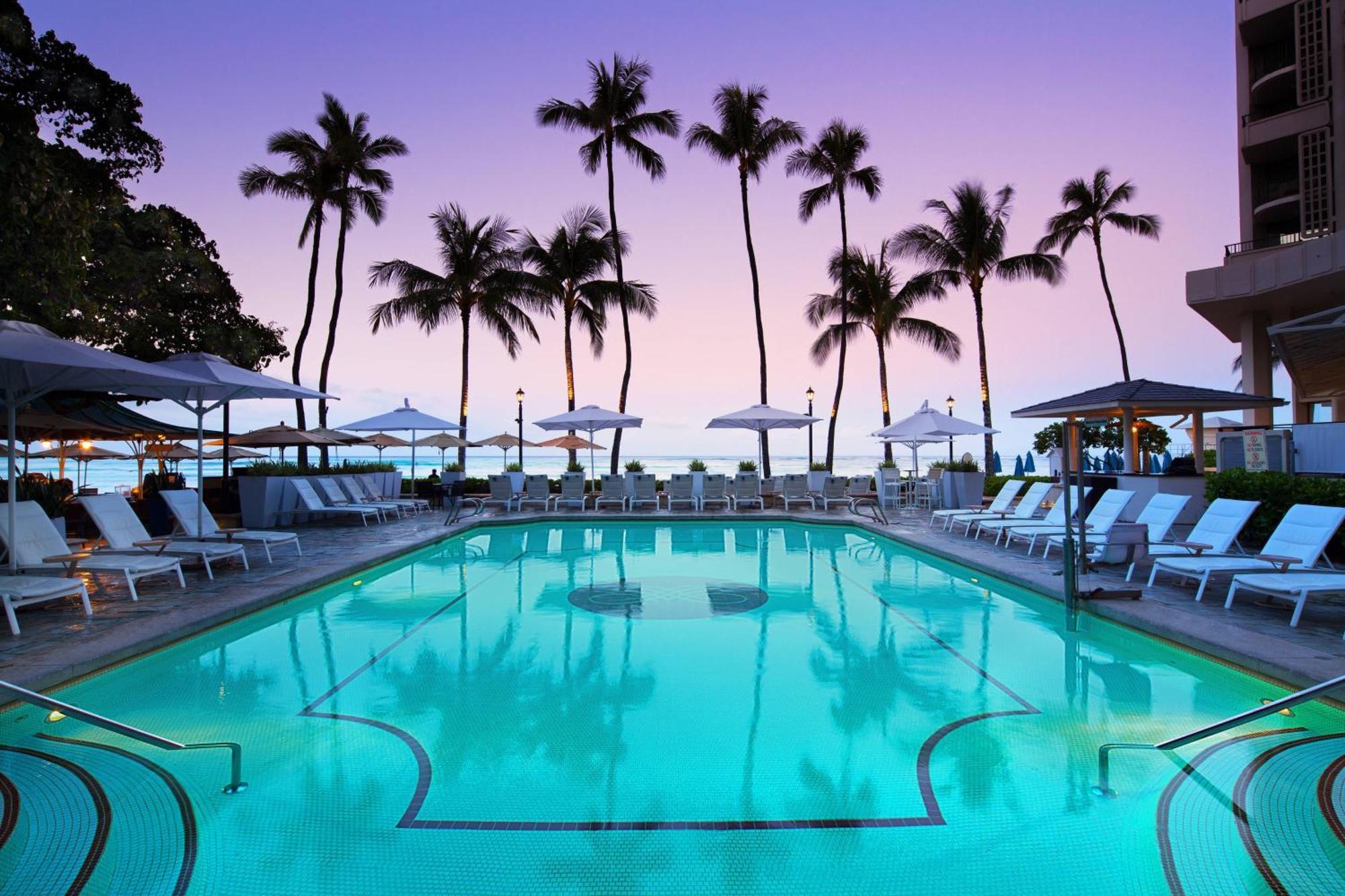 Moana Surfrider, A Westin Resort & Spa, Waikiki Beach Honolulu Exterior photo